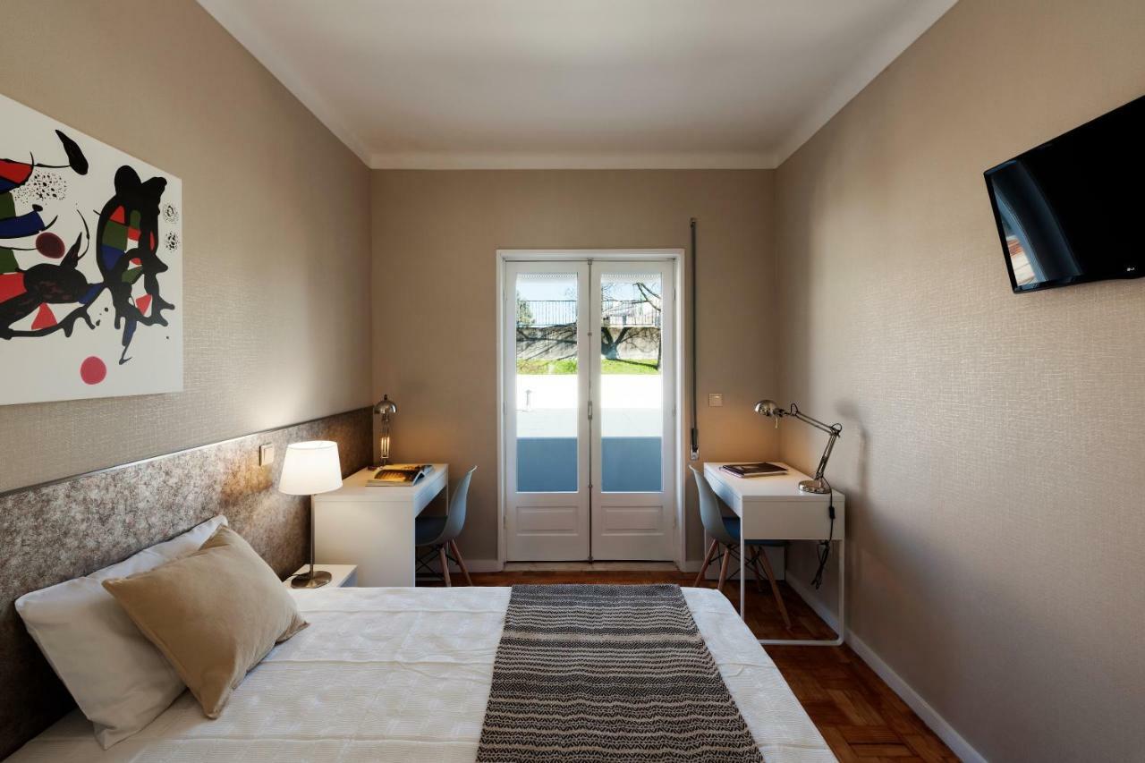 Ateneu Guesthouse Порту Экстерьер фото
